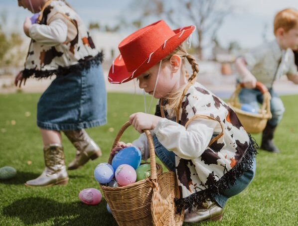 Children with Easter eggs